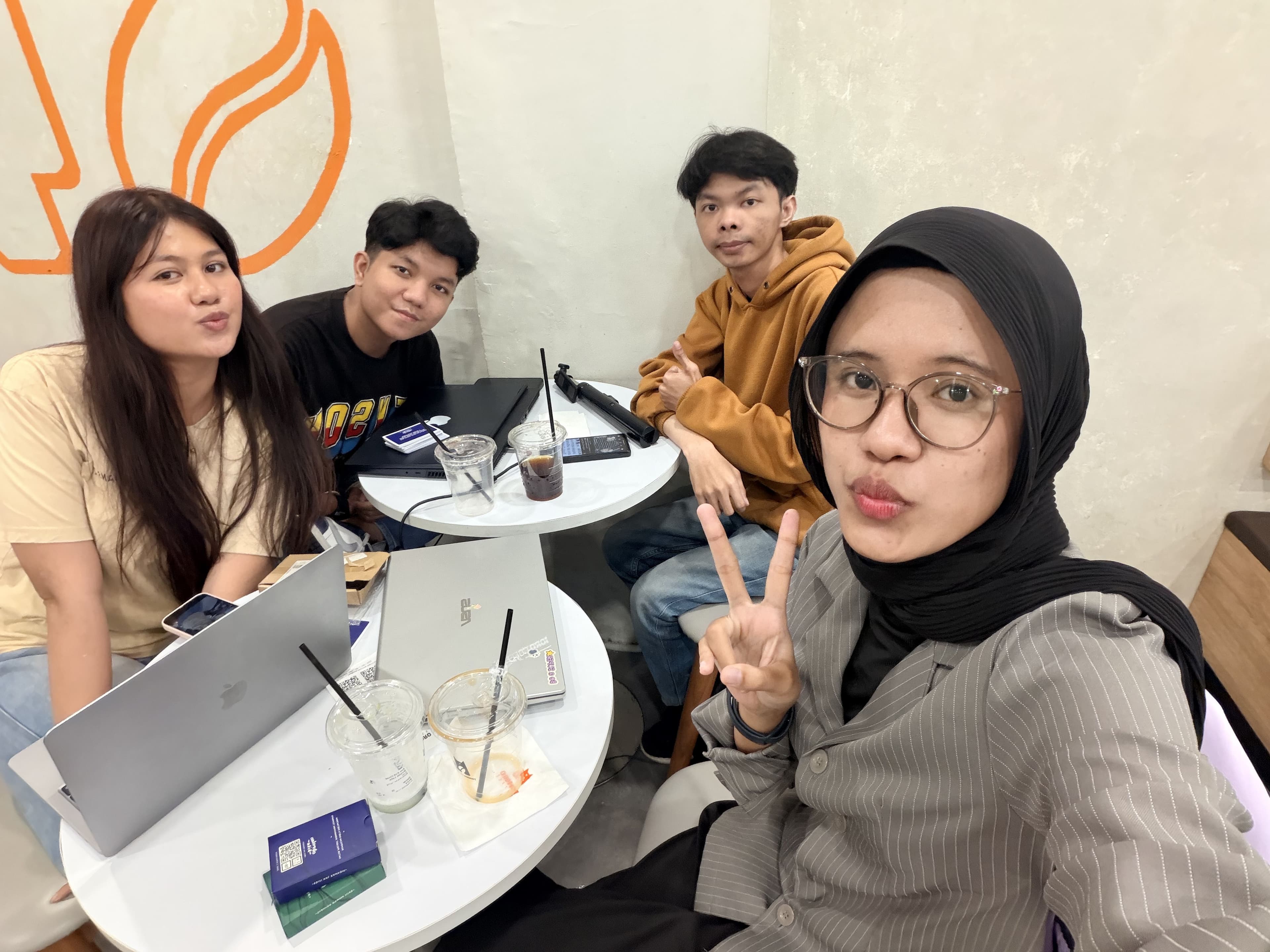 WFC Coffee.exe #3: A Little Company for Productive Days